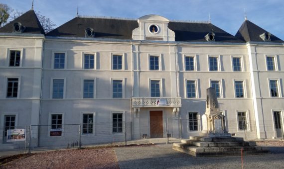 Mairie de Chef-Boutonne